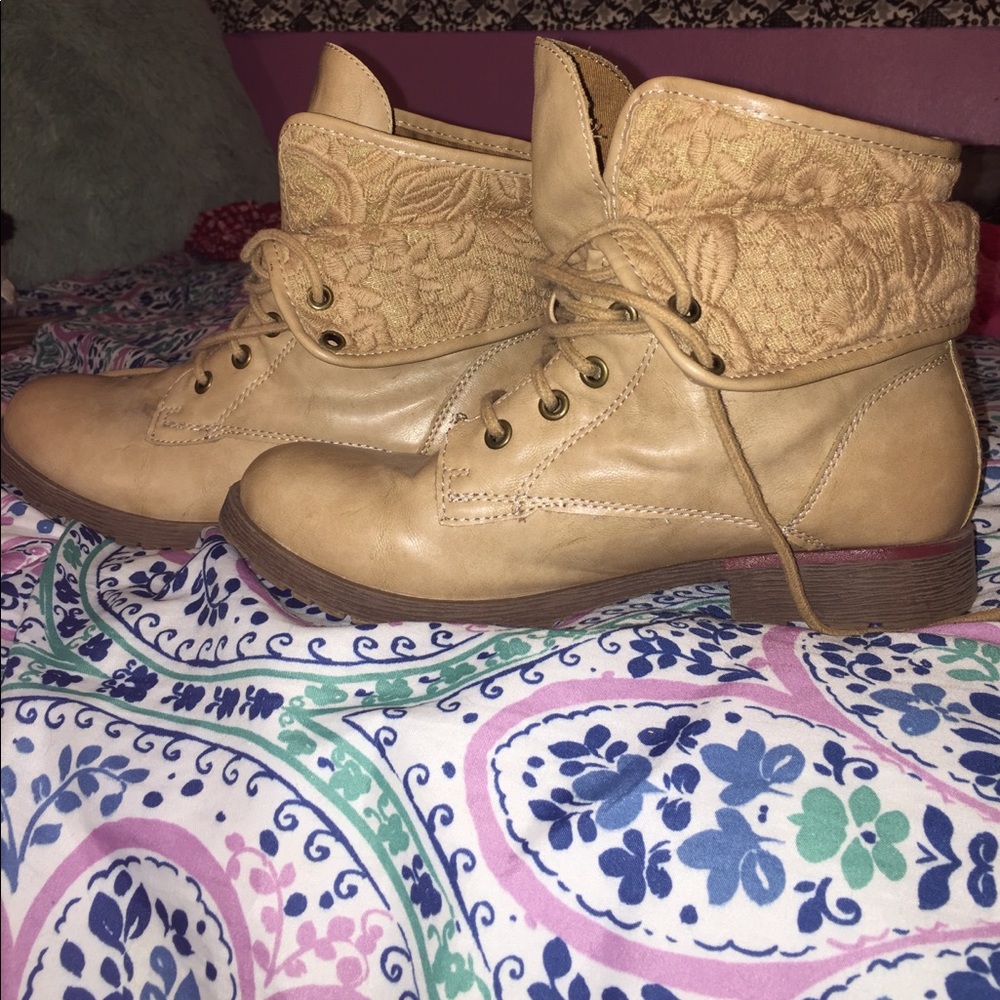 Tan mini boots