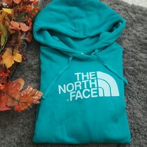 North face pullover