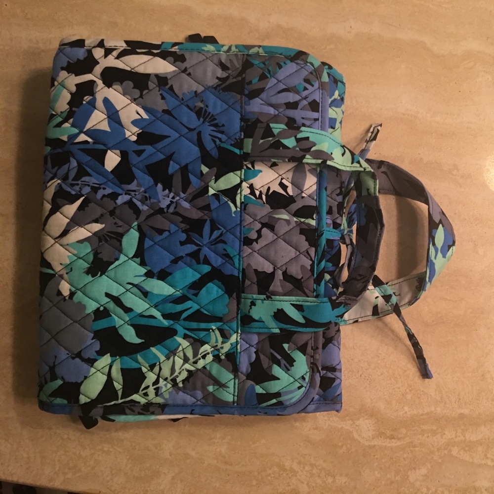 Vera Bradley Hanging Organizer - Camofloral