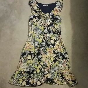 Ruffled navy floral dress