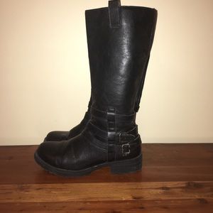 Black b.o.c Boots size 10. Used/great condition