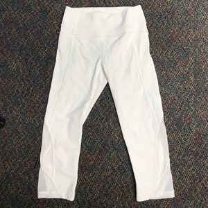 Lululemon white cropped leggings