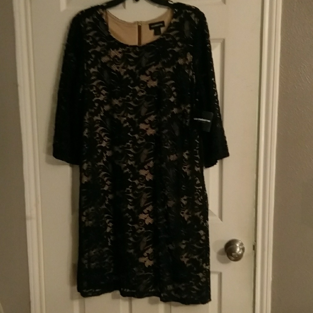 Black lace dress