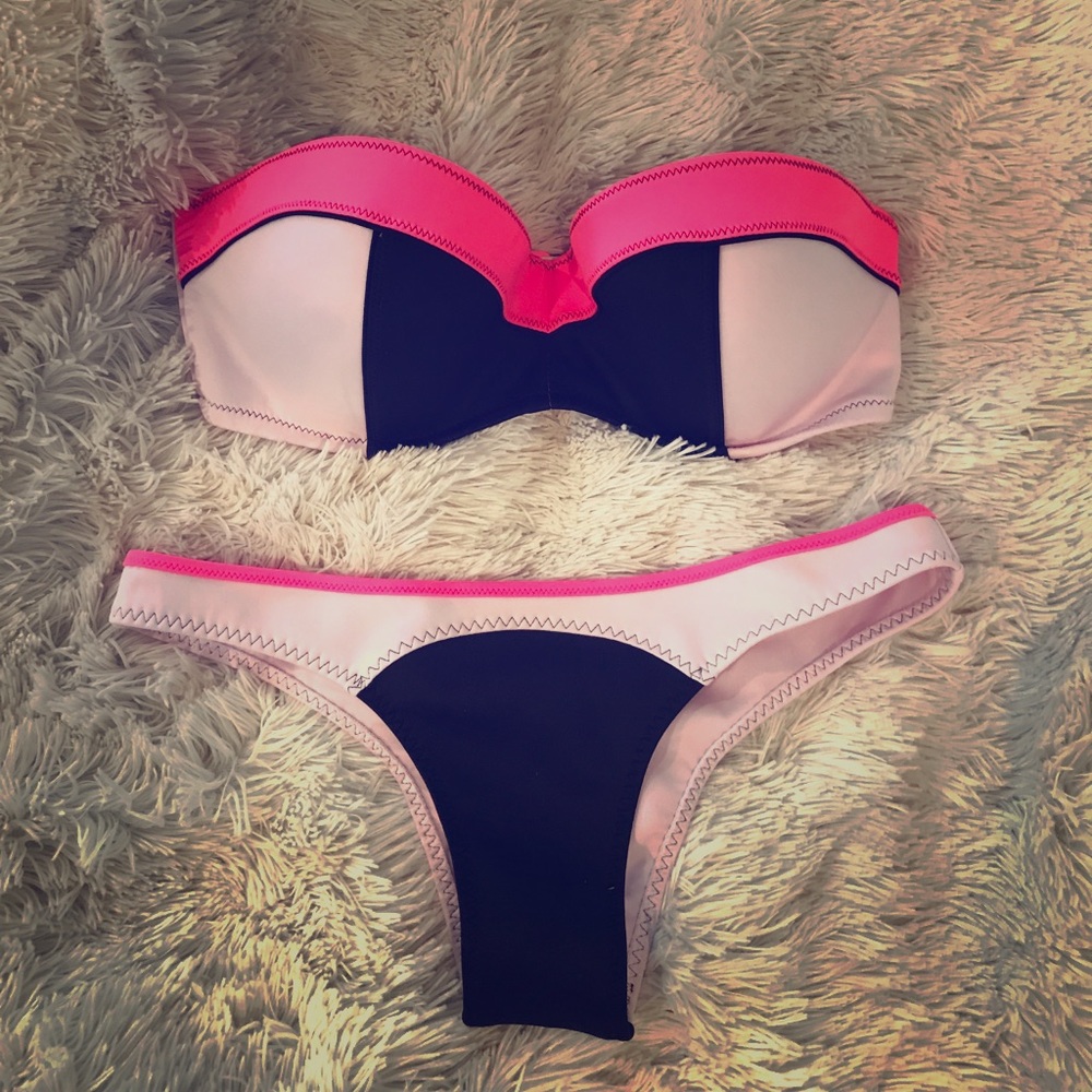 VICTORIAS SECRET BIKINI 34DD/S