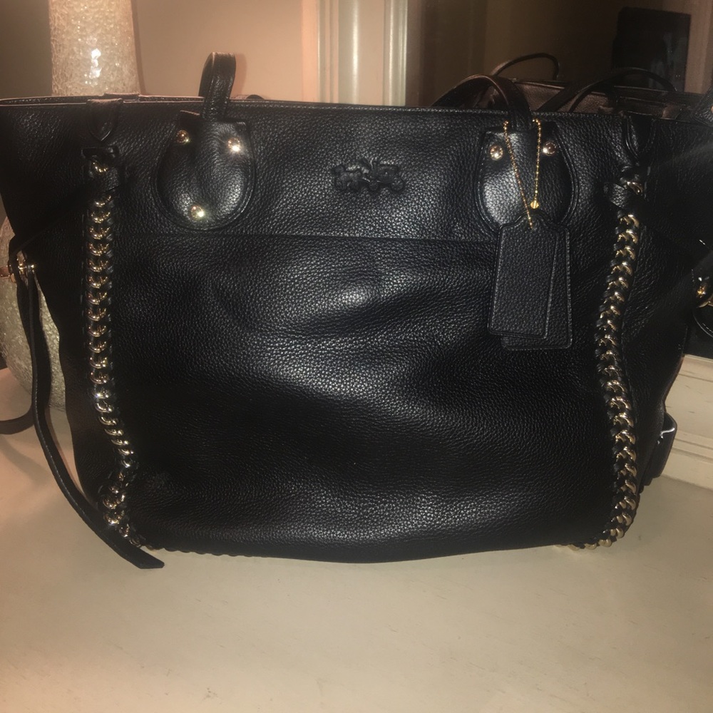 Coach Tatum Whiplash Black / Gold shoulder bag