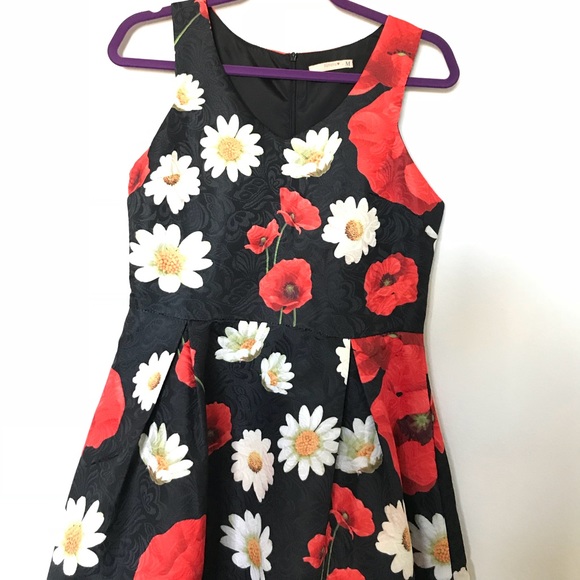 BEAUTIFUL DRESSSIZE M - Picture 3 of 6