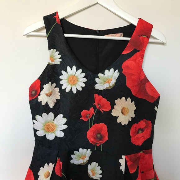 BEAUTIFUL DRESSSIZE M - Picture 5 of 6