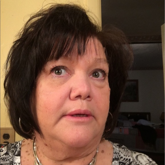 Meet your Posher, Paula - Picture 1 of 1