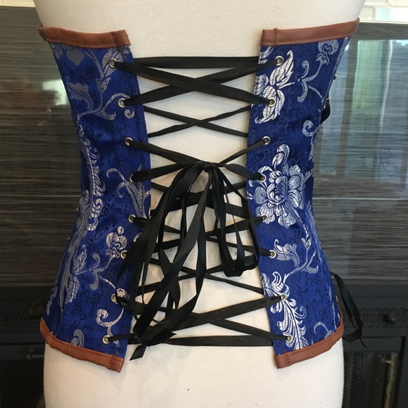 Western Corset - Picture 3 of 3