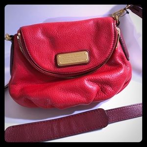 Red Marc Jacobs  Q mini Natasha leather crossbody