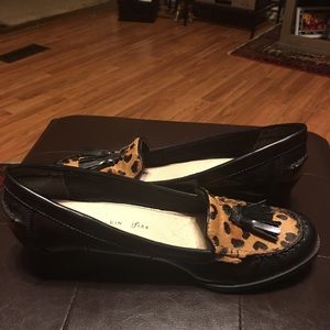 AK leopard-accent loafers