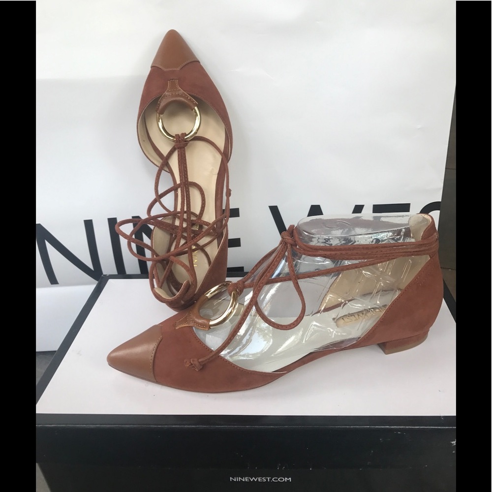Tan leather Nine West lace up Flats 5.5 5 1/2
