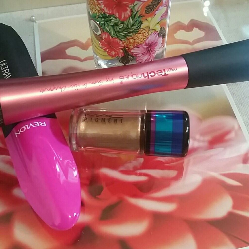 MAC PIGMENT