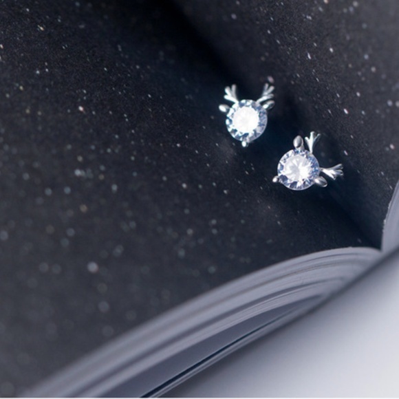 925 Sterling Silver Deer Antlers Stud Earrings - Picture 5 of 5