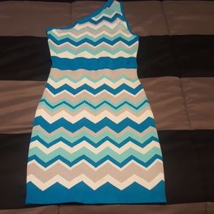 Single shoulder dress