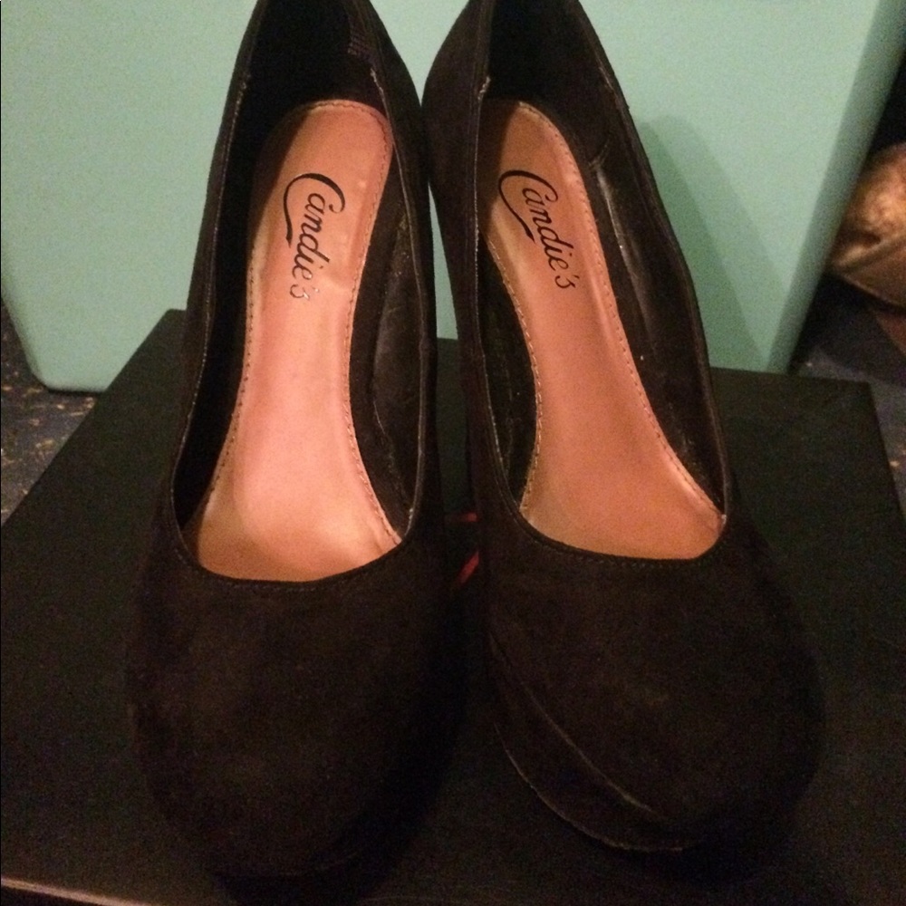 Candie's Suede Shoes