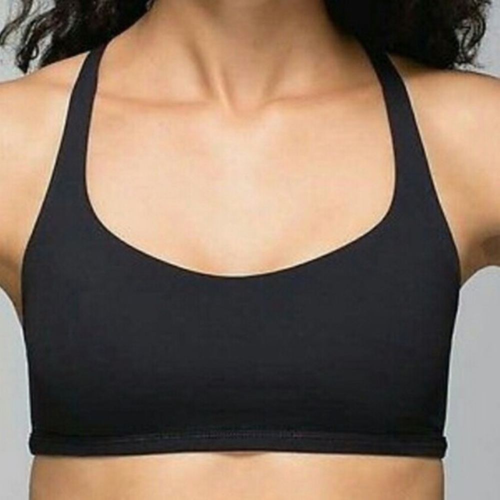 Lululemon free to be bra