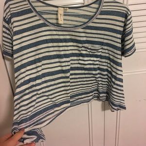 Blue and white crop top t shirt