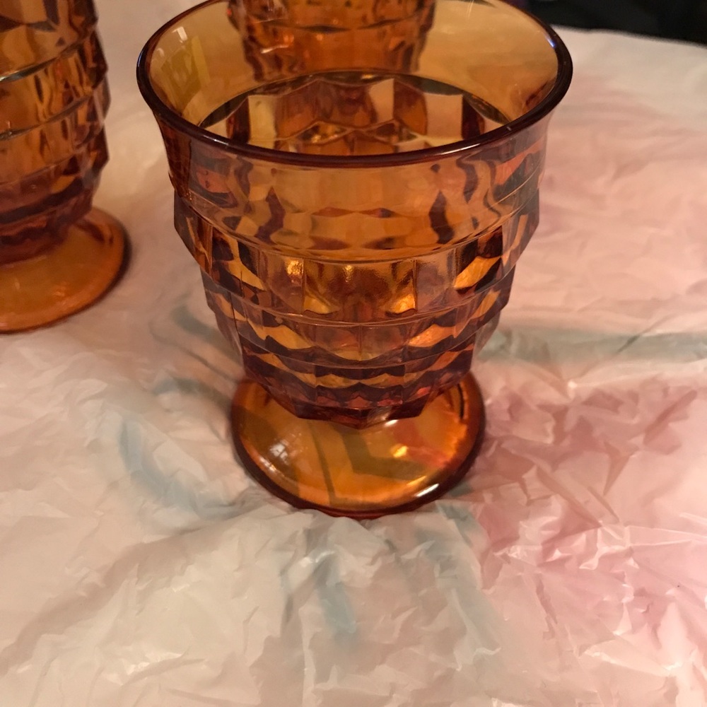 Vintage pitcher and 4 glasses set.