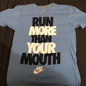 Nike men's small t