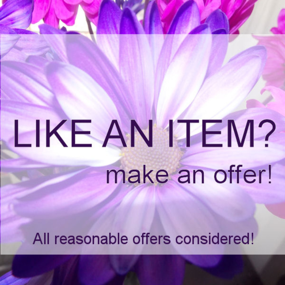 Like an item in my closet? Make an offer!!