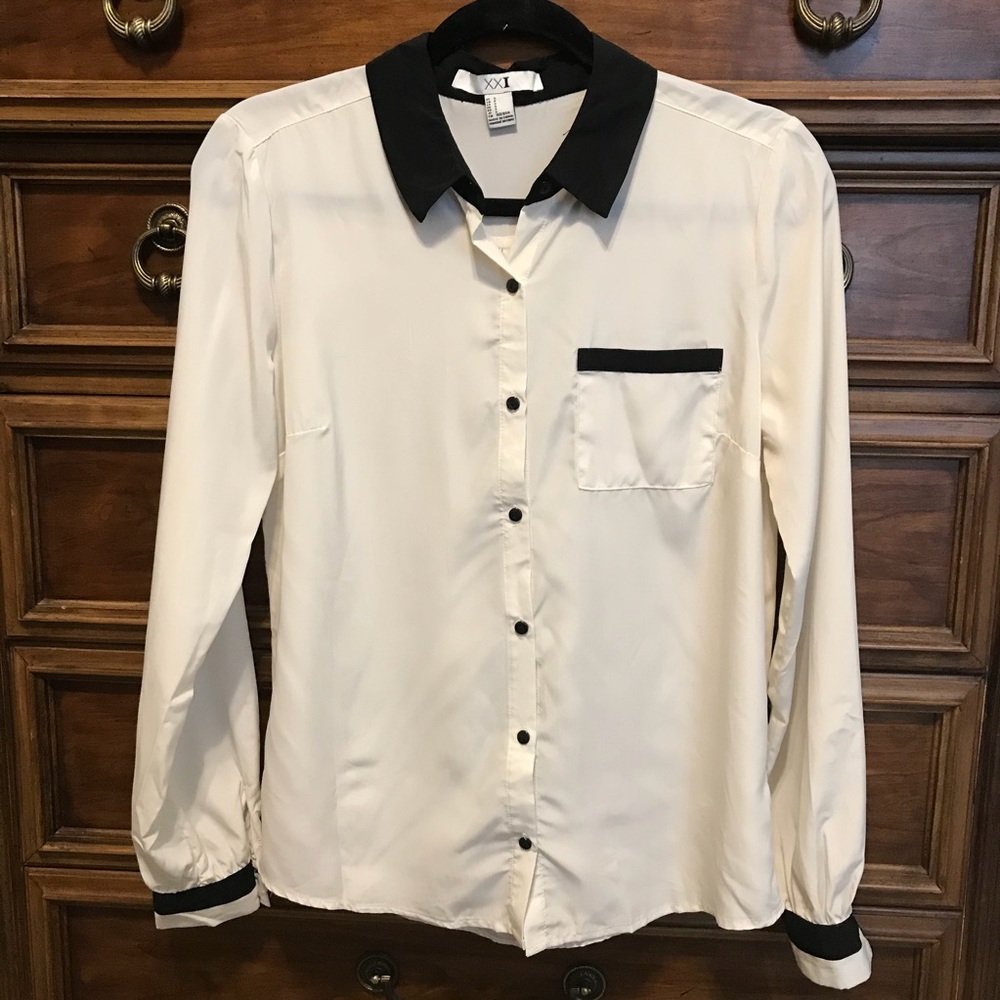 Forever 21 Cream & Black Blouse