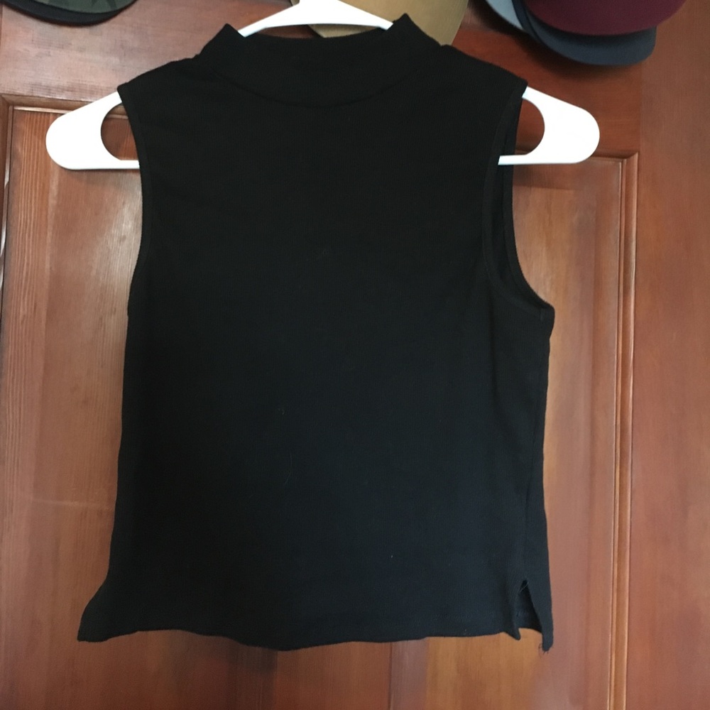 Black high neck crop top