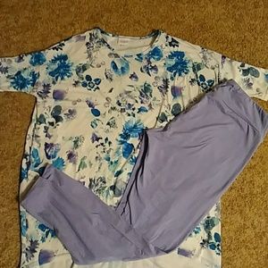 Lularoe TC leggings and Medium Irma