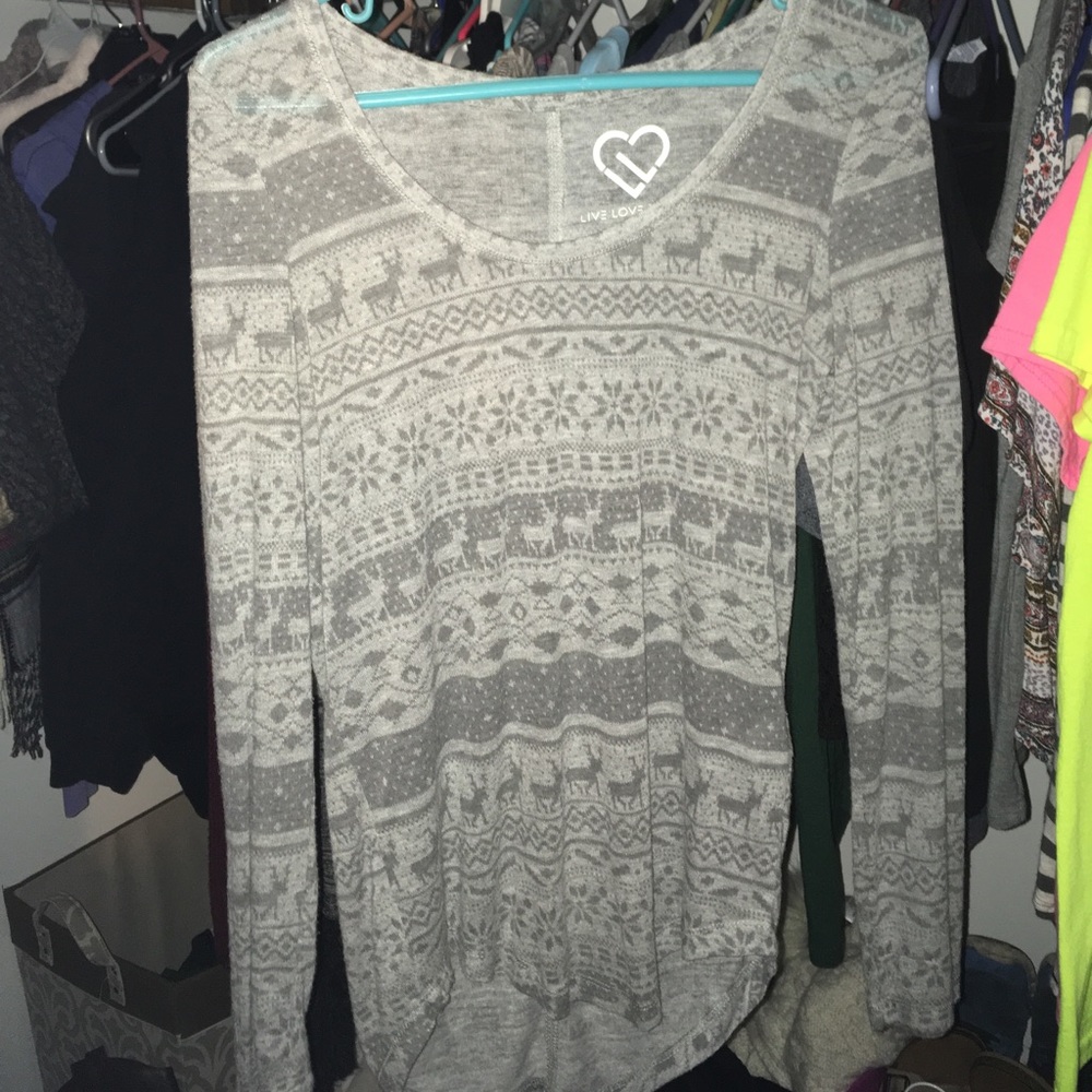 Long sleeve sweater shirt