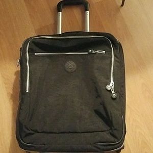 Kipling carry on roller case