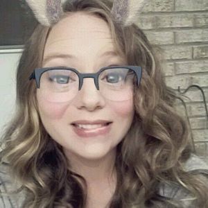 Meet your Posher, Evelyn