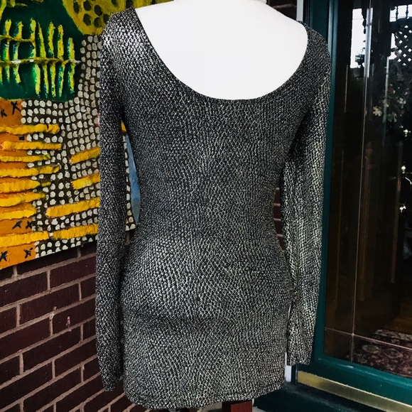 Cache’ Metallic Black and Gold Long Sleeve Top - Picture 7 of 8