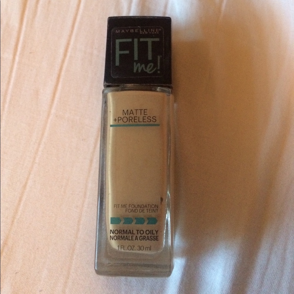 Maybelline Fit Me Matte & Poreless