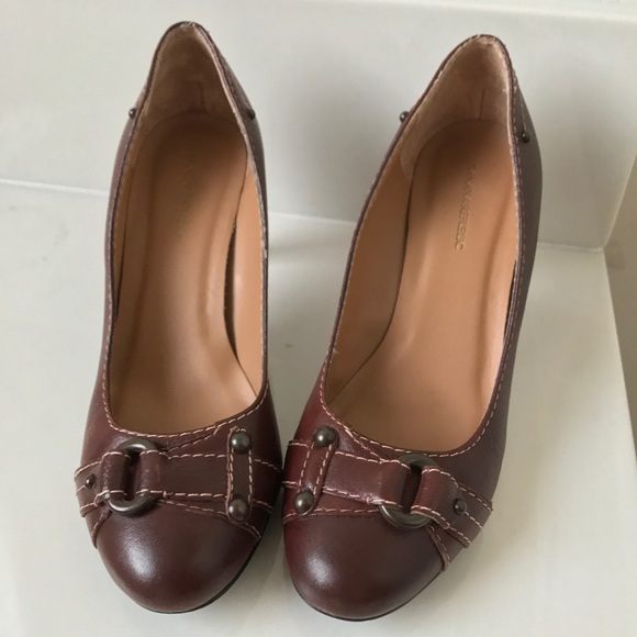 Banana Republic Brown Leather Shoes Heels 6 - Picture 2 of 5