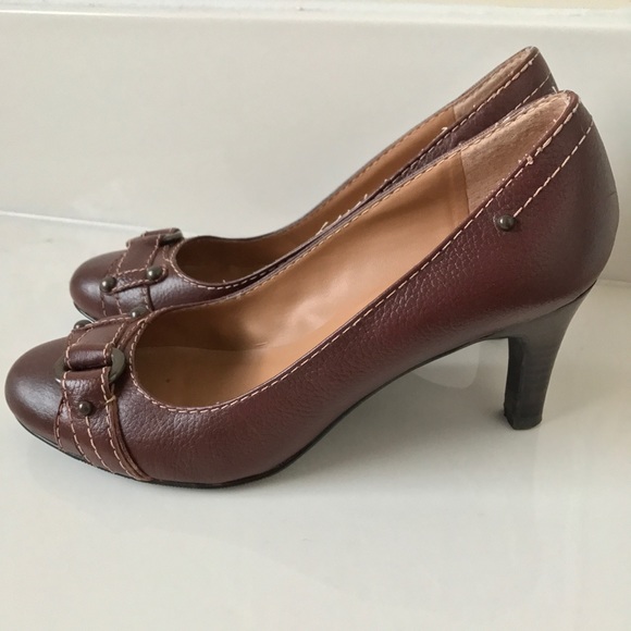 Banana Republic Brown Leather Shoes Heels 6 - Picture 3 of 5