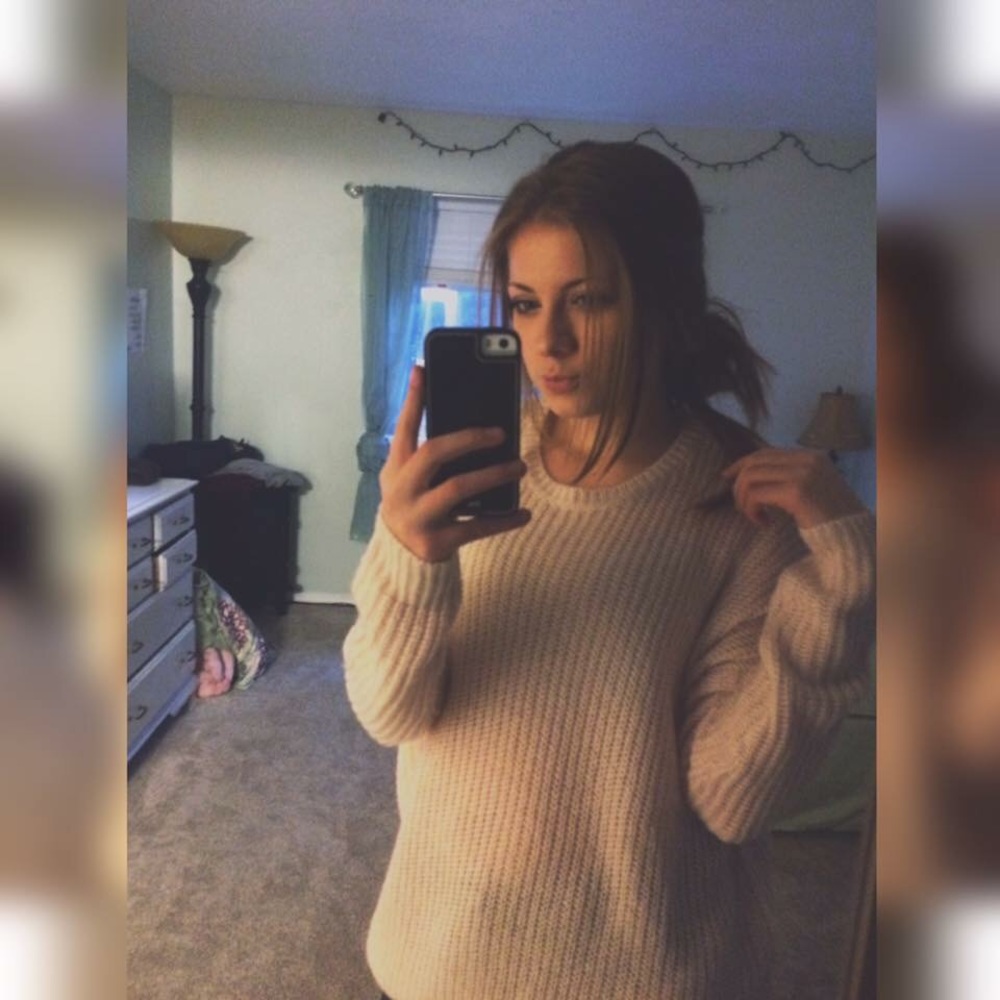 Meet your Posher, Makayla