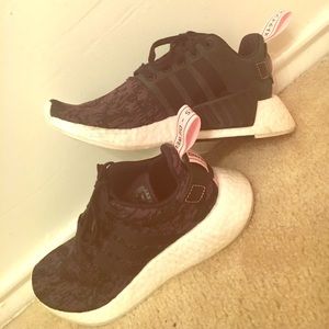 Adidas Nmd R2 primeknit