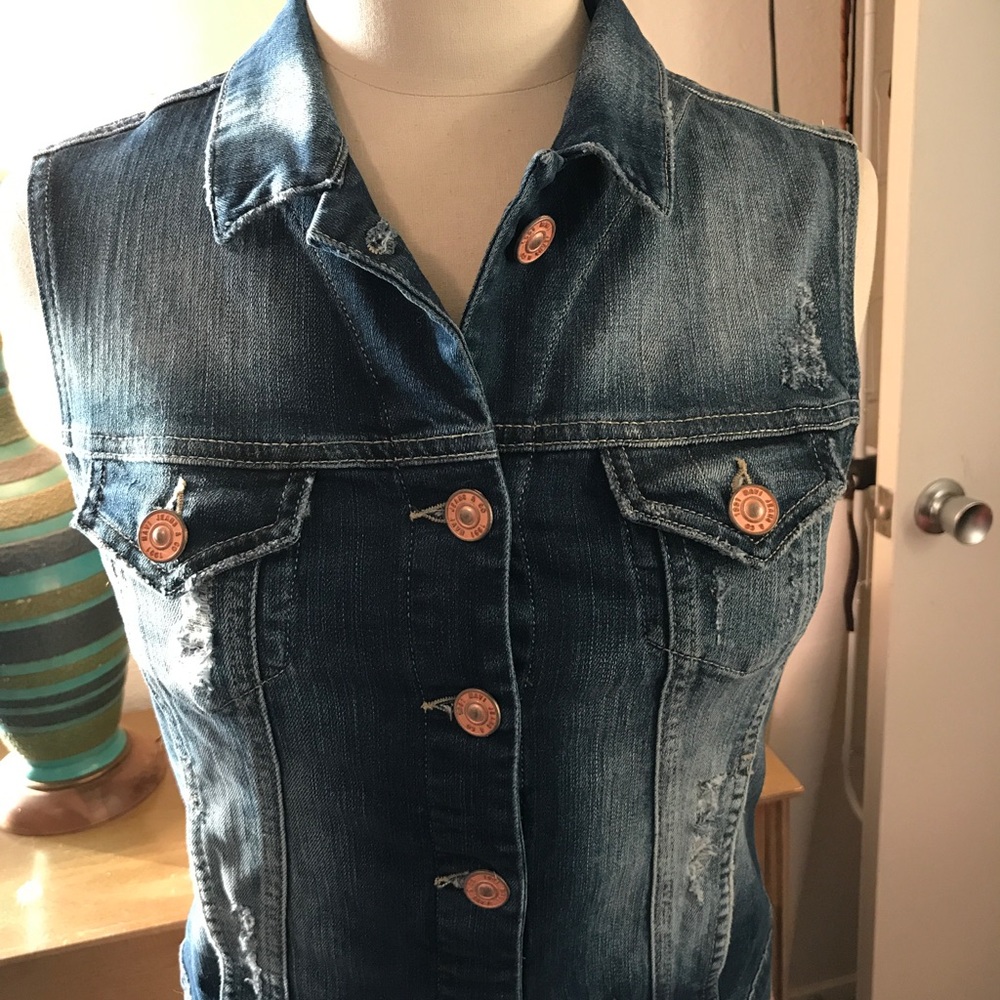 Mavi distressed denim vest