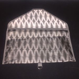 RETIRED!! Thirty One Hang it up Pocket