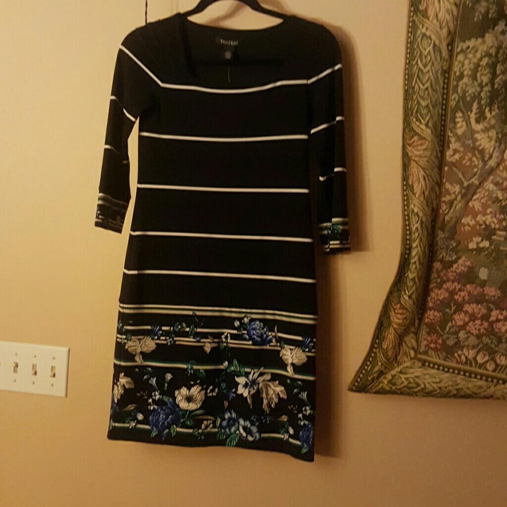 White House Black Market short fitted dress