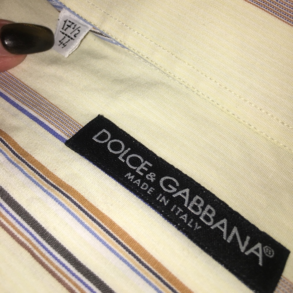 Dolce & Gabbana Button Up - Picture 2 of 4