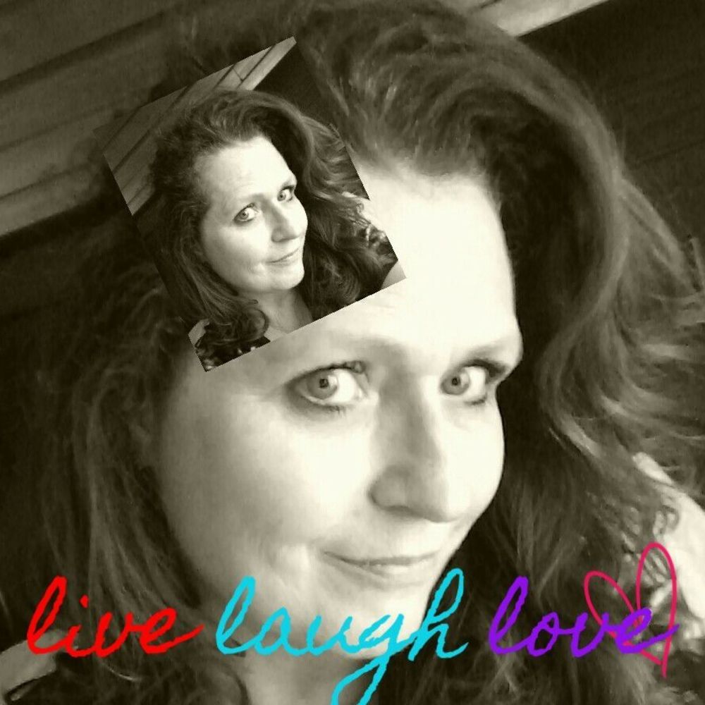 Meet your Posher, Ramona