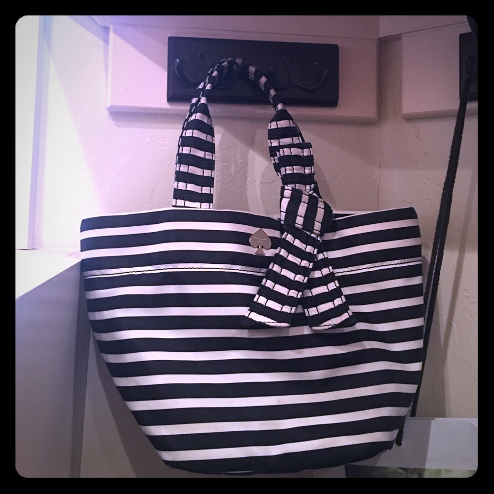 Kate Spade black and white Purse