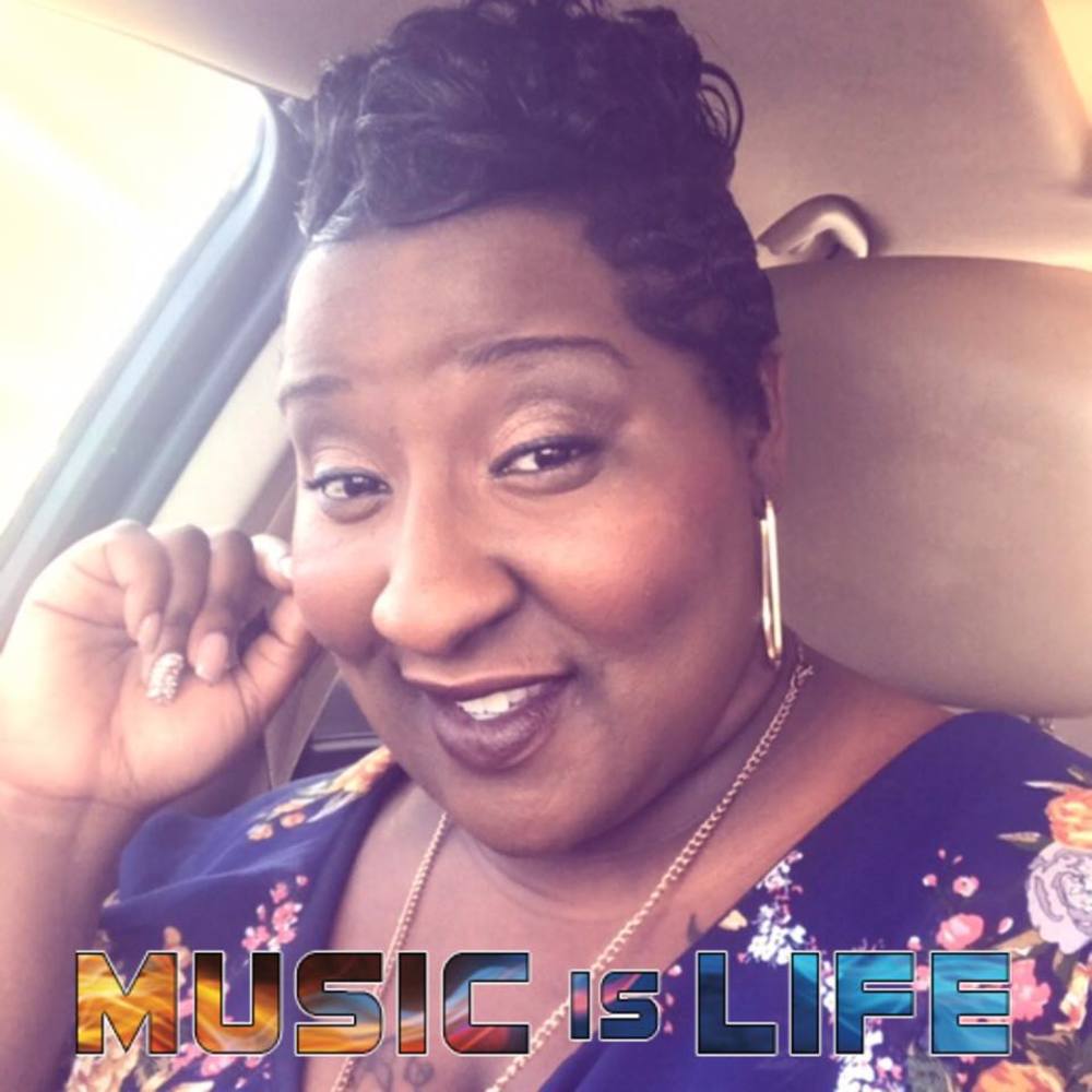 Meet your Posher, Shanonda