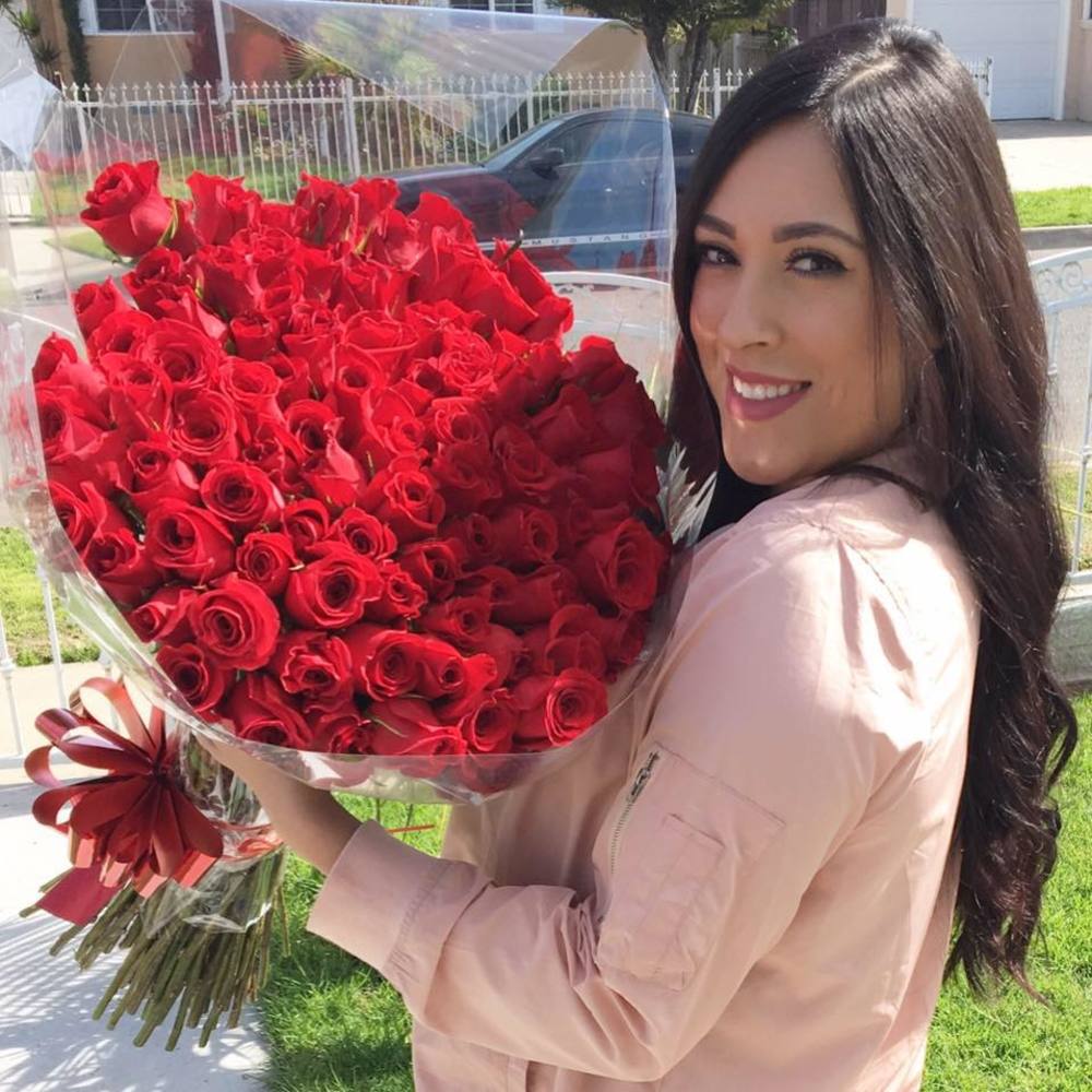 Meet your Posher, Yesenia