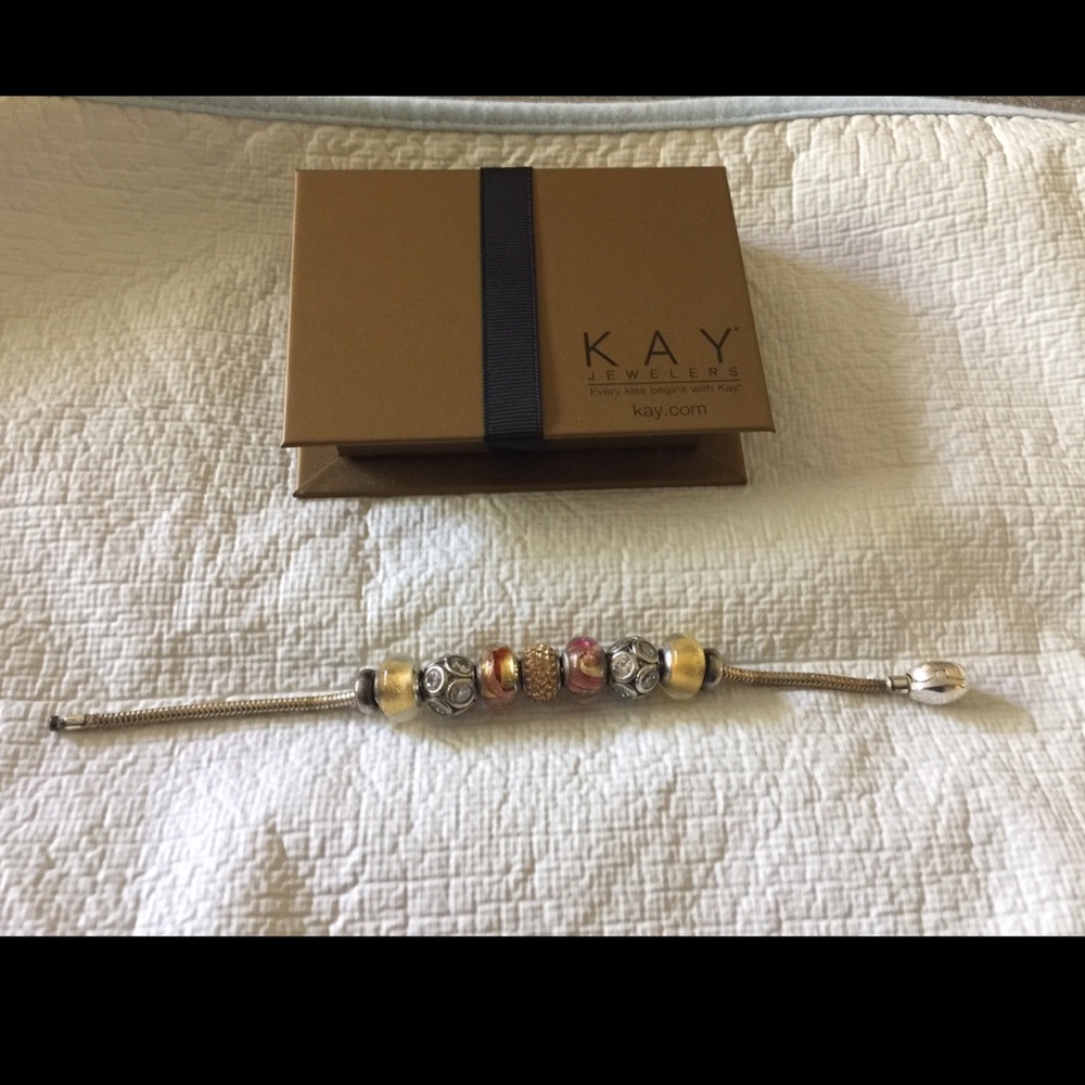 Kay Jewelers Costume Jewelry Bead Charm Bracelet