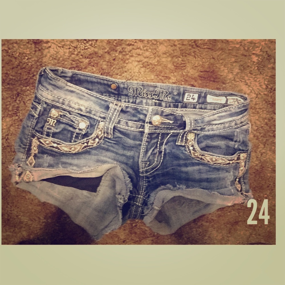 Miss Me Shorts