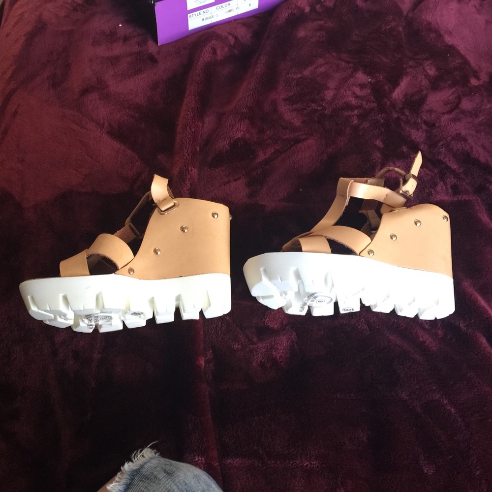 Hot Never worn heels