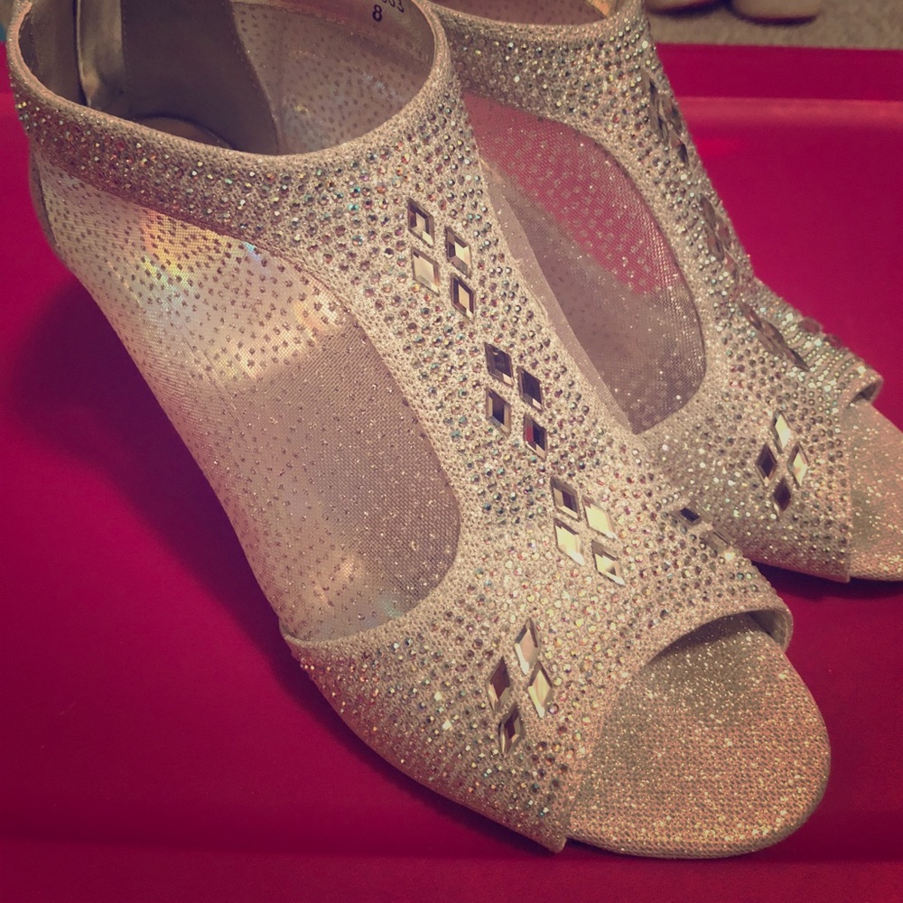 Sparkling Dress botties