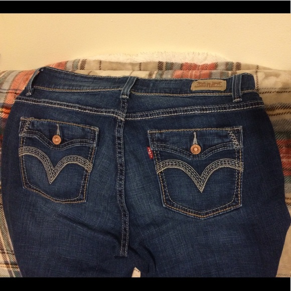 Jeans - Picture 3 of 5